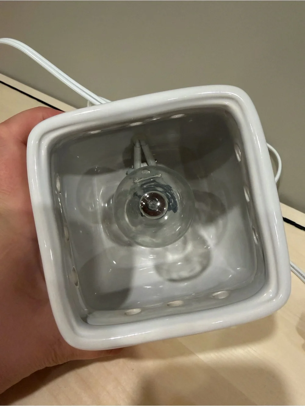 Scentsy ceramic wax